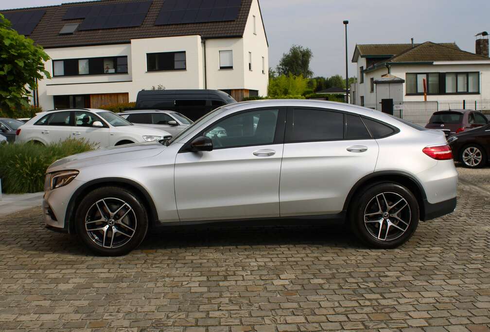 Mercedes-Benz Coupé 4-Matic AMG + BLACK PACK 22000km