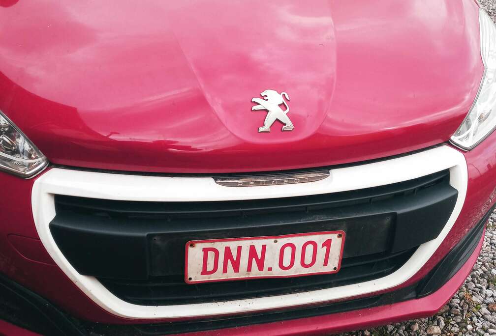 Peugeot 208 1.2i PureTech Style