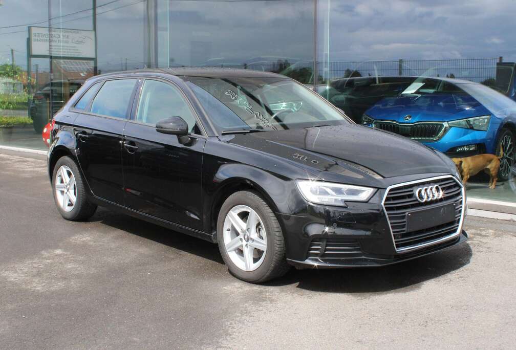 Audi A3 30 TFSI (EU6d-TEMP)AC-NAVI-SPRAAKB-6VIT