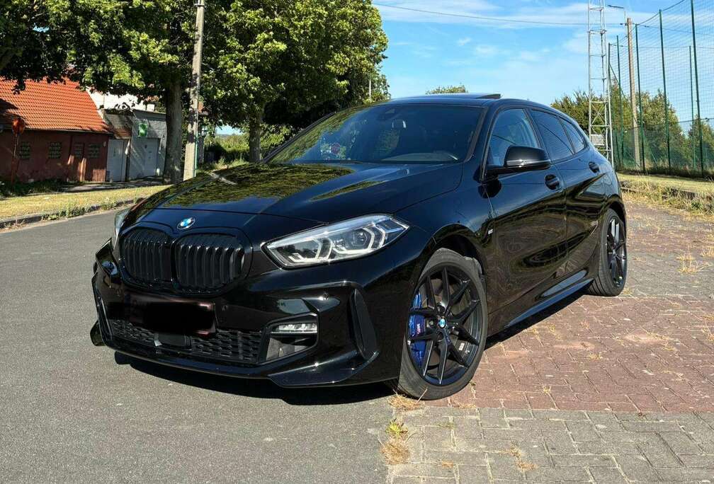 BMW 118iA OPF - Freins M perf - suivi complet BMW - 91000km - Full Black