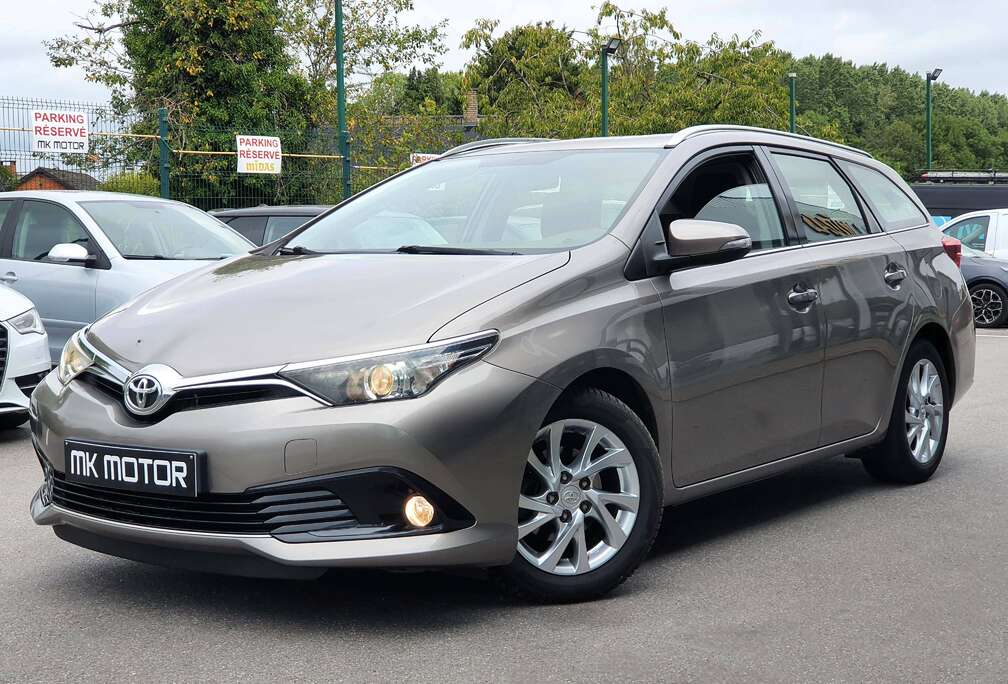 Toyota 1.4 DIESEL 90CV BREAK - FULL CARNET - CAMERA - GPS