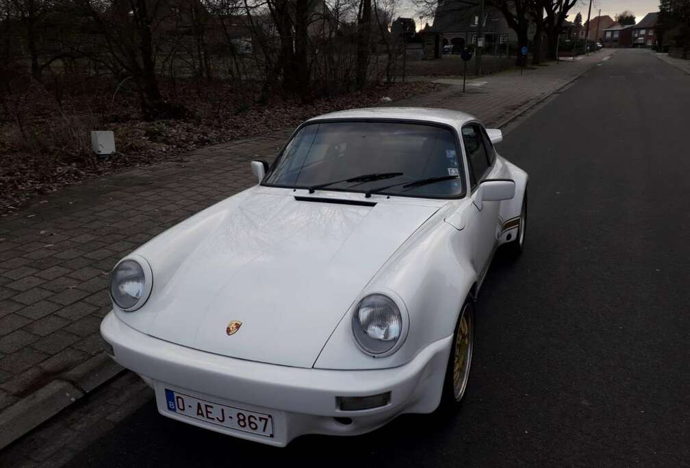 Porsche SC