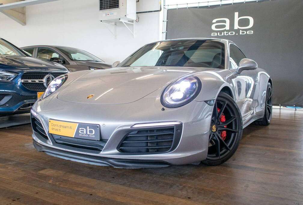 Porsche 911 Carrera 4S 3.0 Turbo Coupé PDK