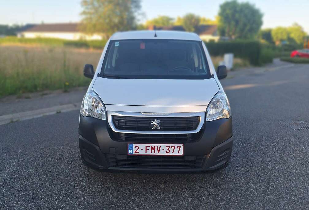 Peugeot 1.6 BlueHDi L1 Premium Service Edition