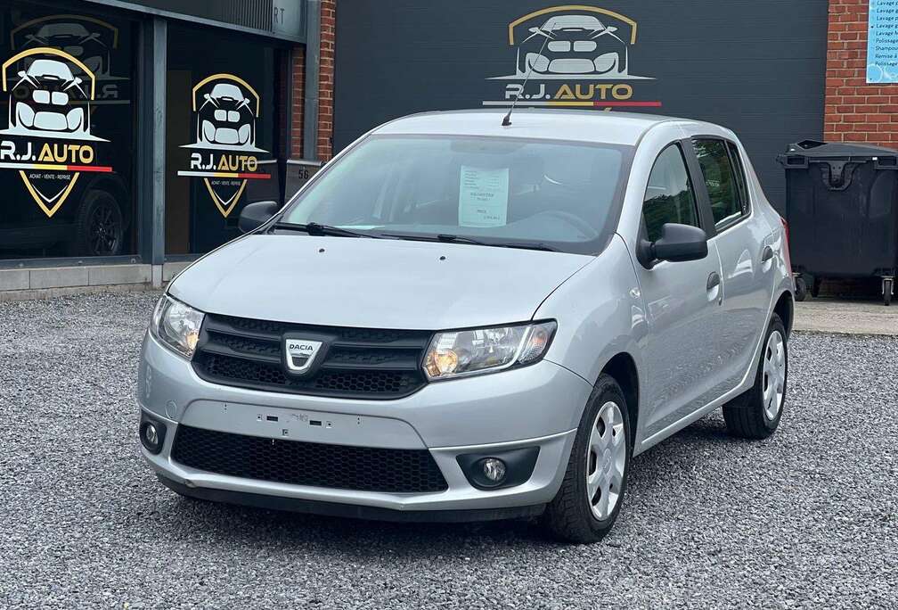 Dacia Sandero 1.2i Anniversary