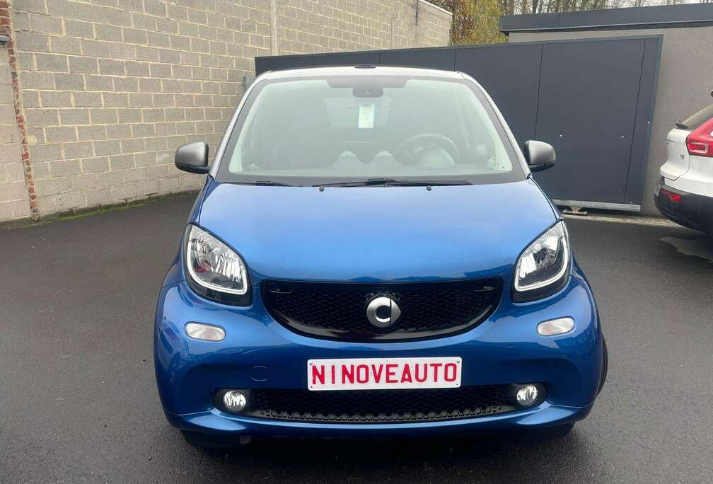 Smart Cabrio 1.0i Passion**PARKSENSO AUTOMA CRUISE AIRCO