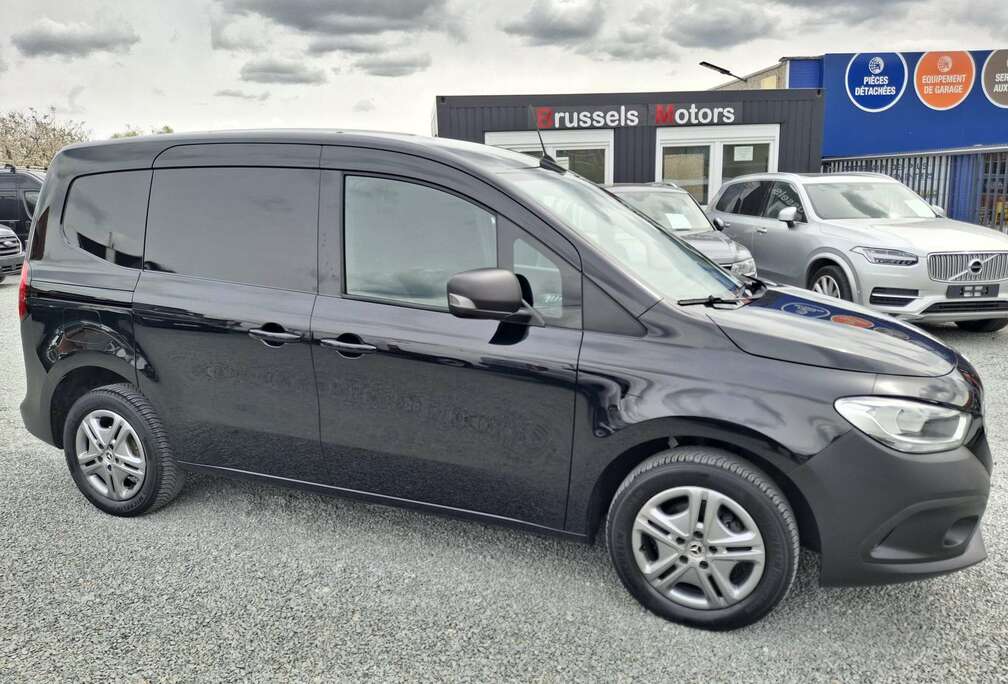 Mercedes-Benz 113 essence