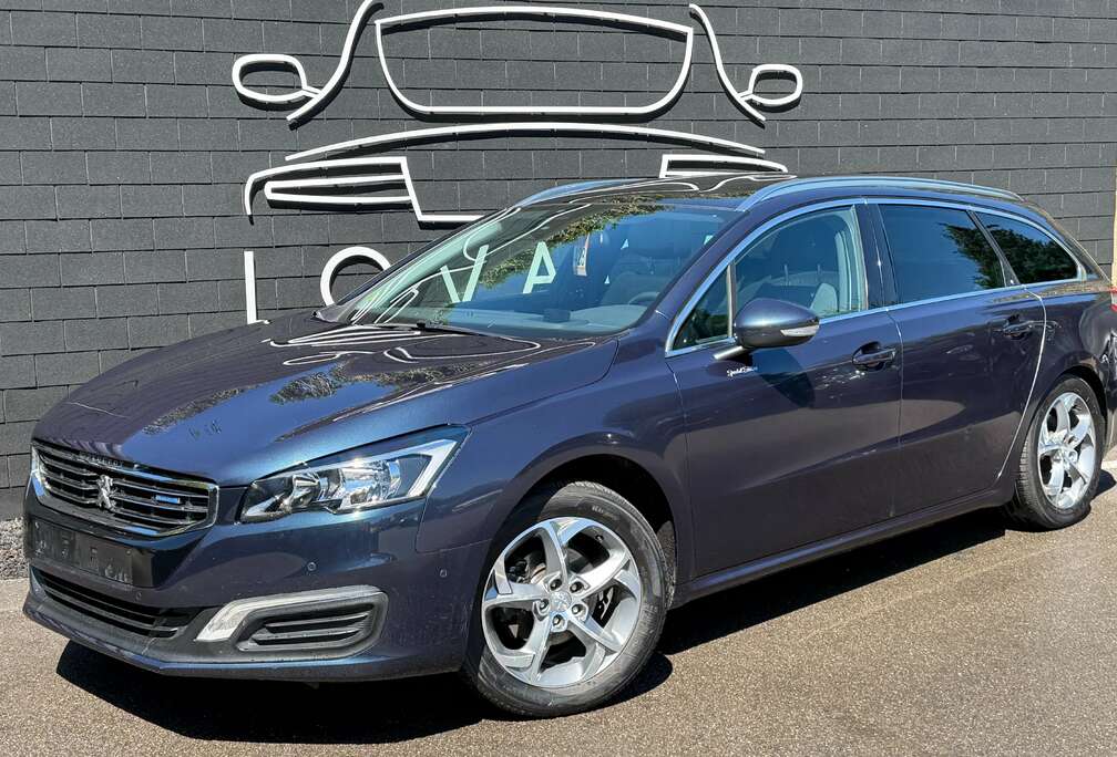 Peugeot SW 1.6 BlueHDi Special Edition+NAVI+TOIT PANO+HUD+6B