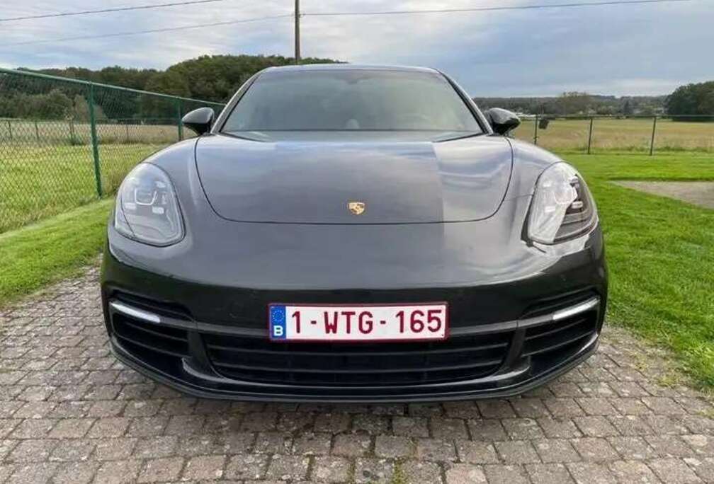 Porsche Panamera 4 E-Hybrid Sport Turismo