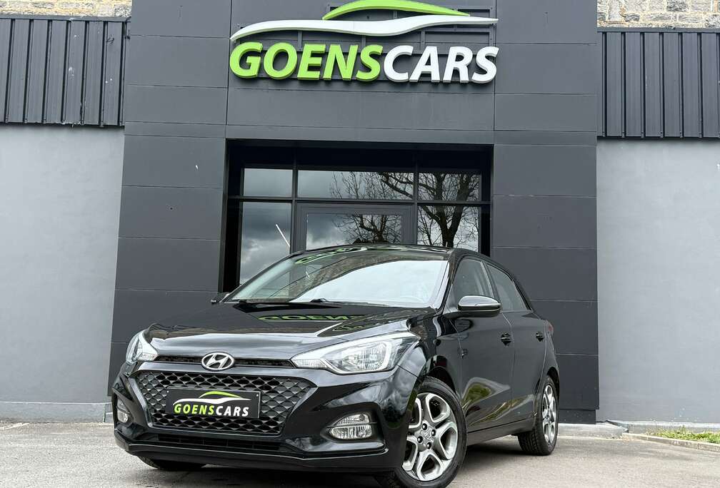 Hyundai i20 1.0 BOTE AUTO,CLIM,CRUISE,CAMÉRA,GPS…