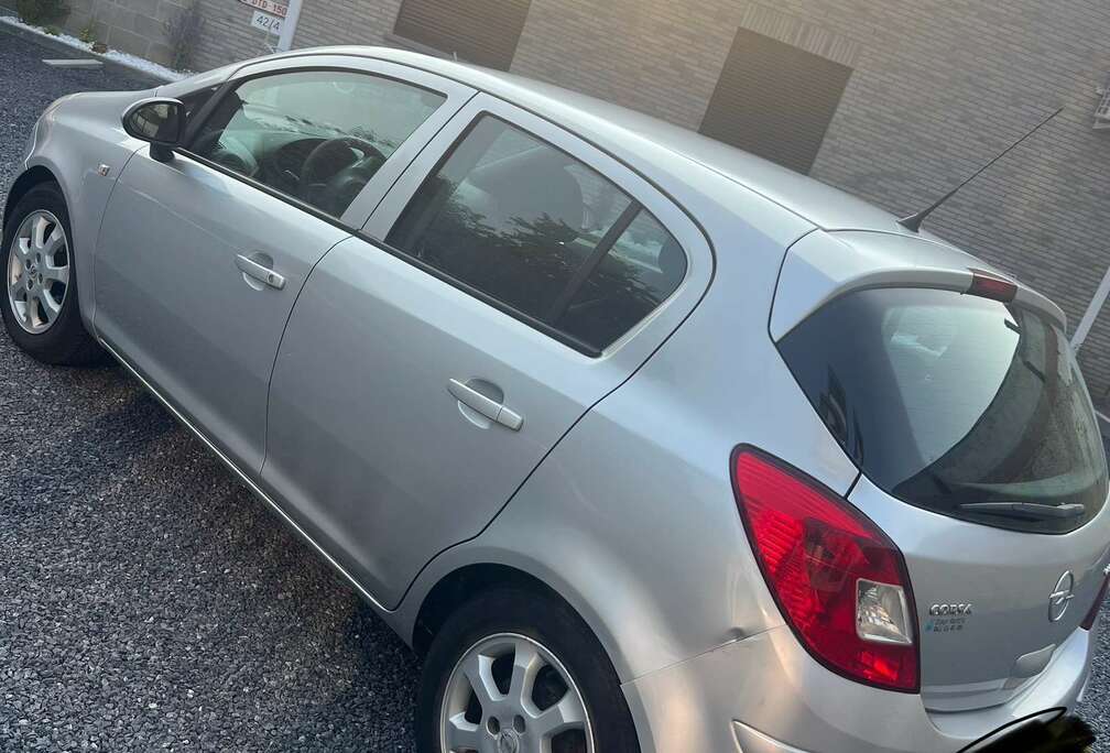 Opel Corsa 1.3 CDTi ecoFLEX Essentia