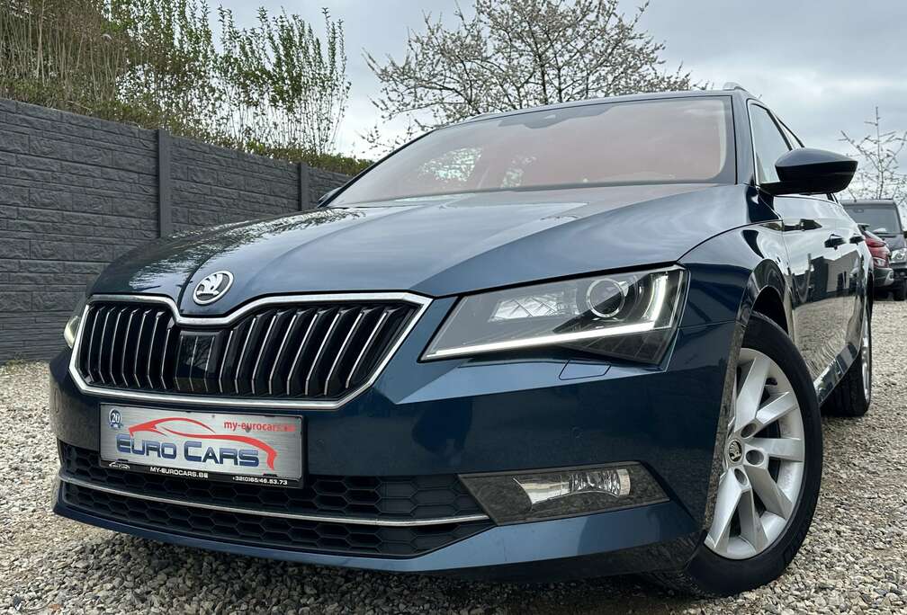 Skoda Combi 1.6 CR TDi Ambition DSG CUIR/XENON/LED/CARPLAY/CAMERA/GPS/ADAPTATIVE CRUISE/PARK ASSIST/KEYLESS