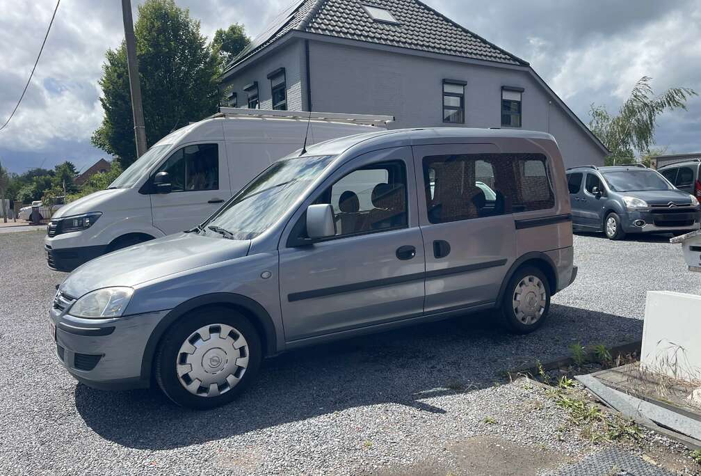 Opel Tour 1.4i XEP Benzine,Airco,1e eigenaar,
