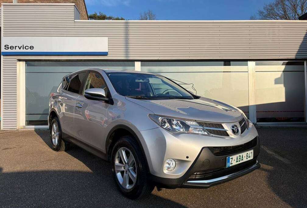 Toyota RAV4 2.0 D-4D - Airco - Camera - Garantie - Perfecte Staat - Volledig ondehouden