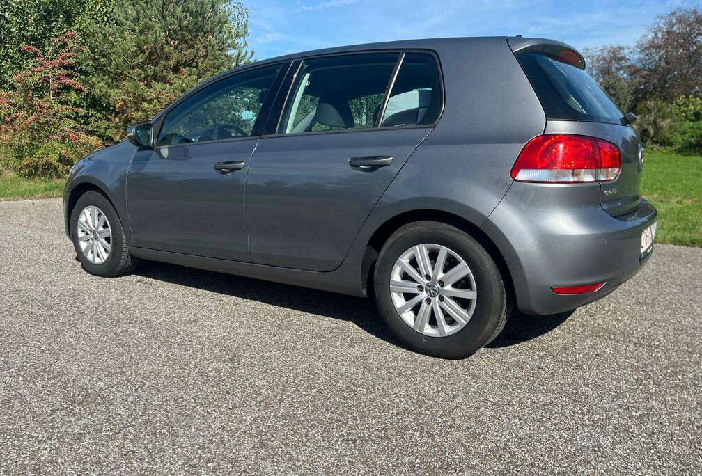 Volkswagen Golf 1.6 CR TDi Trendline DPF
