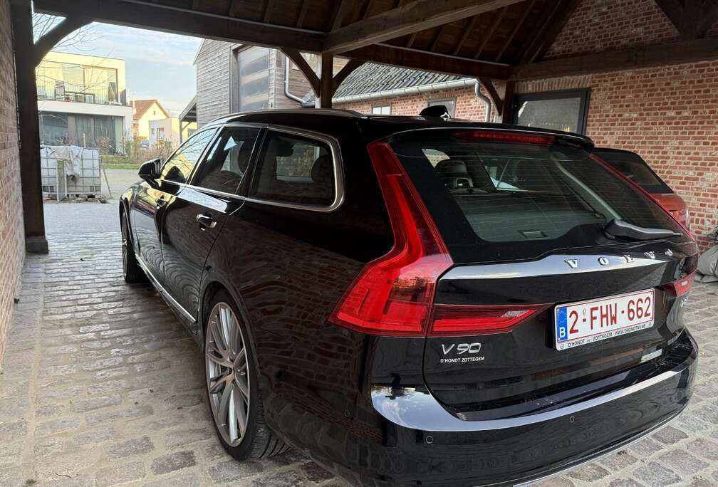Volvo V90 2.0 T8 TE AWD PHEV Momentum Geartronic