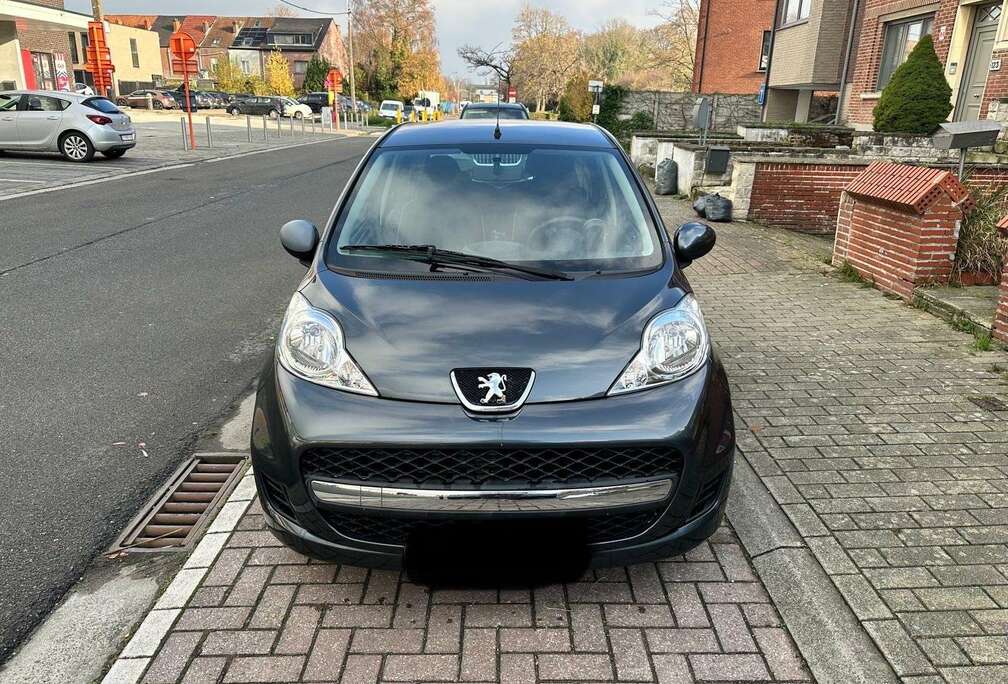 Peugeot 70 2-Tronic Filou