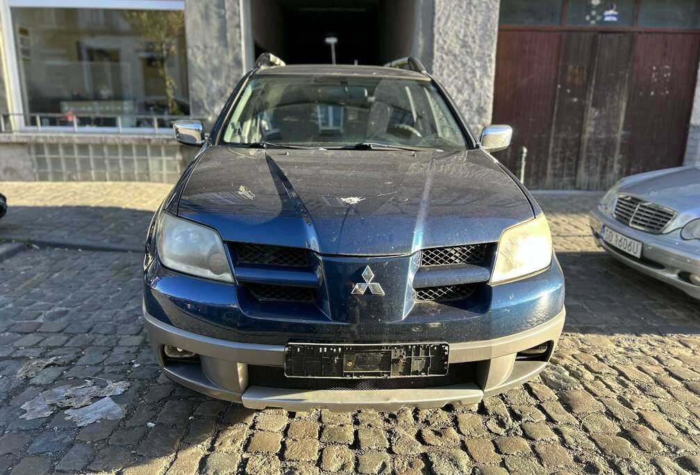 Mitsubishi 2.0 Comfort Full Option pour l’export