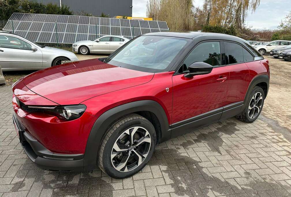 Mazda MX-30 17.8 kWh e-SKYACTIV R-EV Makoto (125kW)