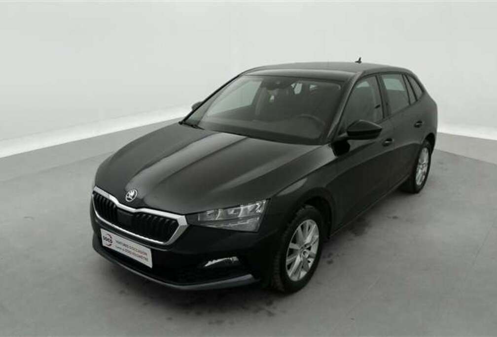Skoda 1.6 TDi 115cv DSG Ambition NAVI / KEYLESS / PDC AV+AR / JA16