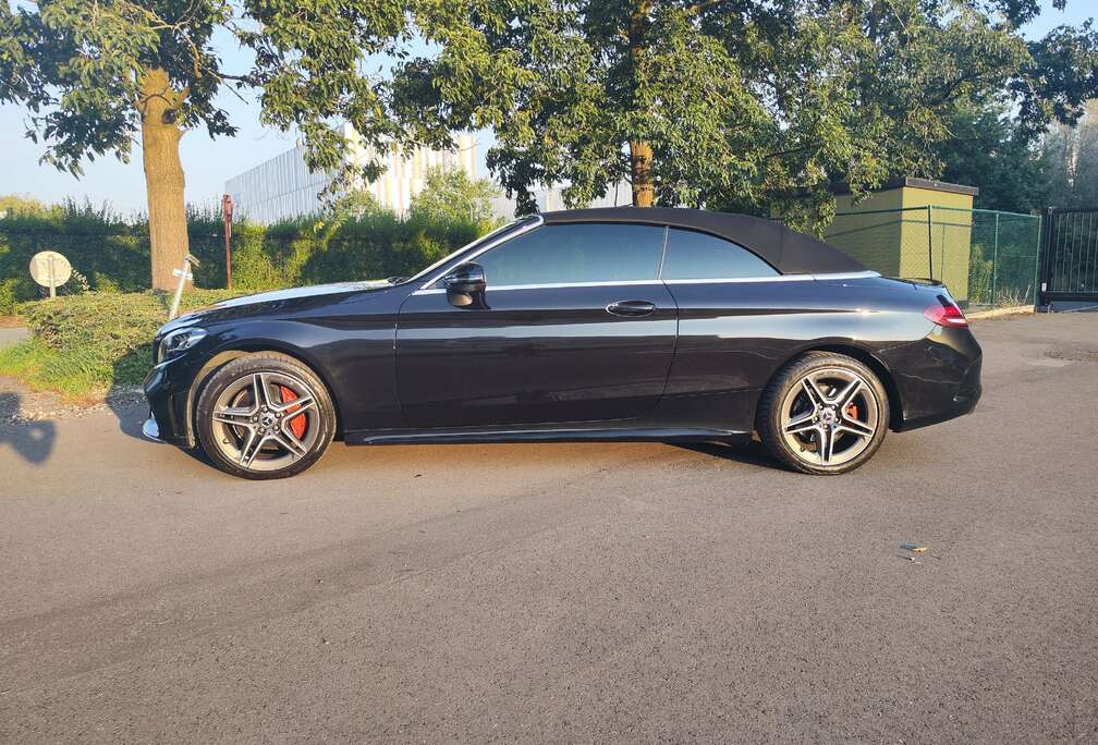 Mercedes-Benz C 180 Cabrio 9G-TRONIC AMG Line