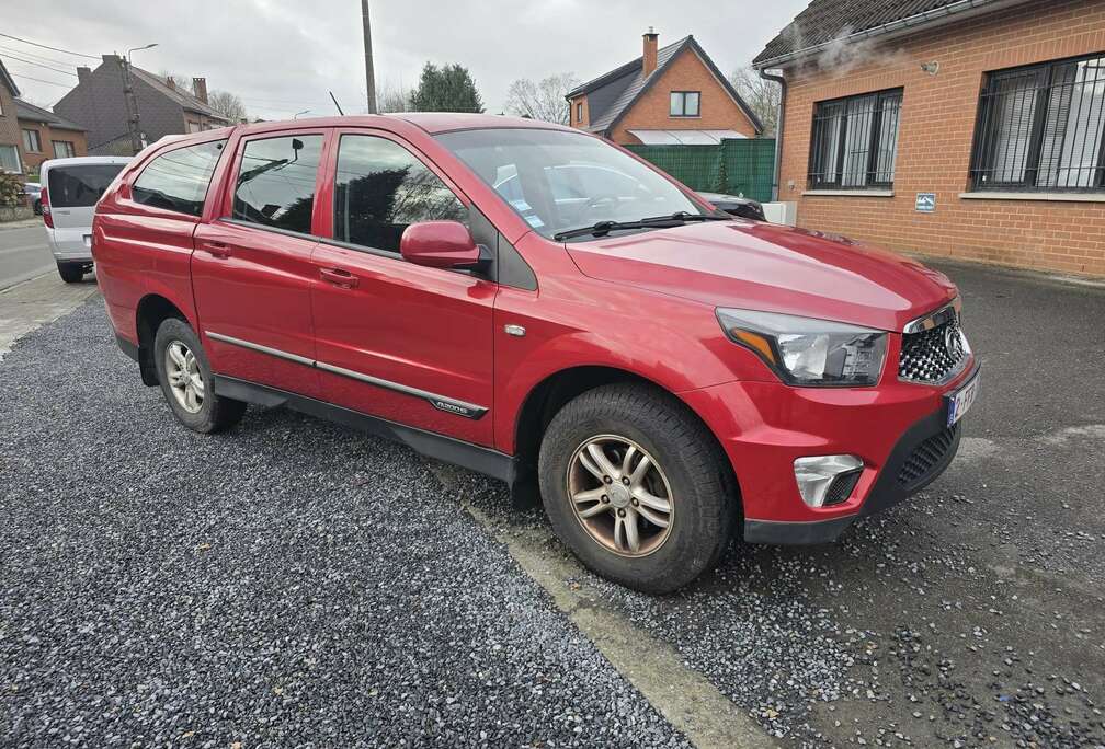 SsangYong 2.0 Turbo Xdi 4WD Quartz tel 0032485209789