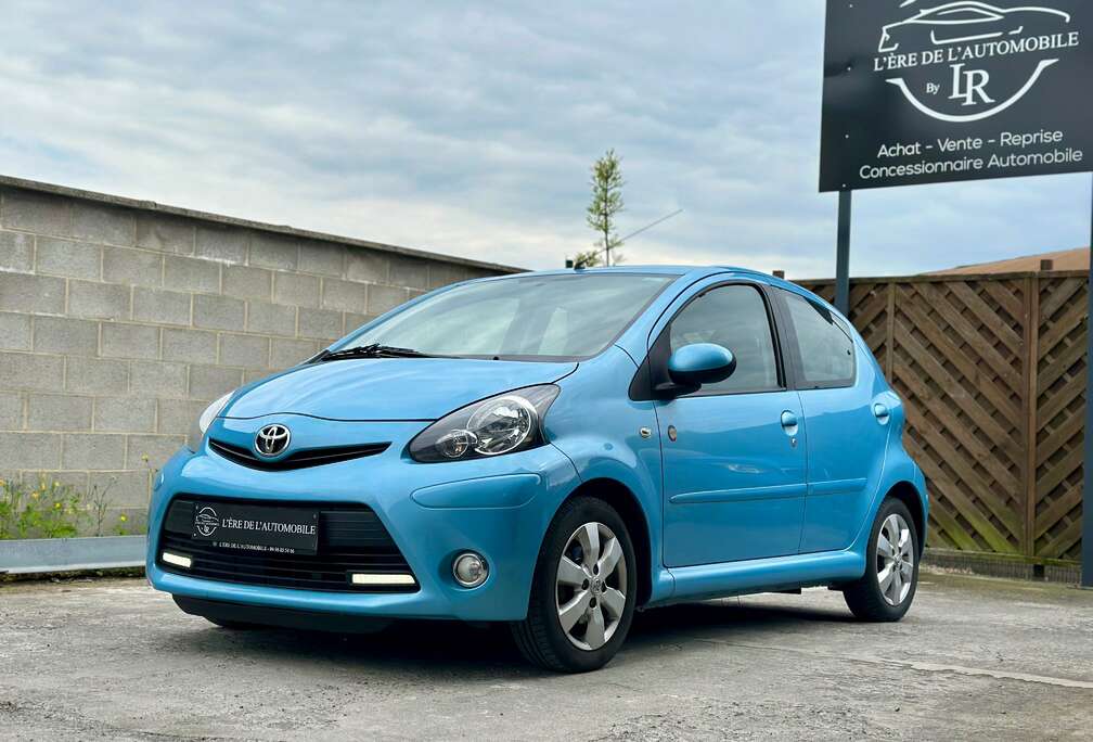 Toyota 1.0 * ÉDITION COLOR * CLIM * JANTES ALU * BLUETOOTH - MP3