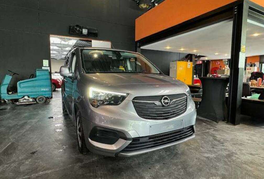 Opel 1.2 T L1H1 - A/C - NAVI - MEDIA/TEL - LIM/REG - APP/ADR PLAY