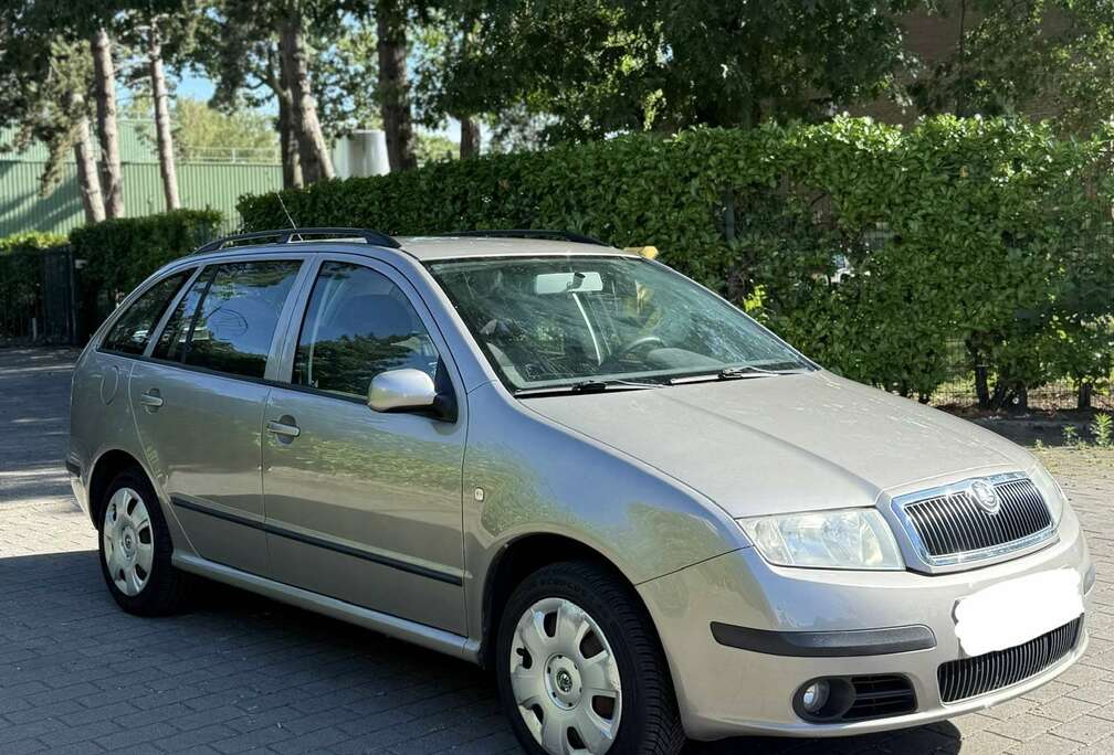 Skoda SW 1.4i 16v Elegance