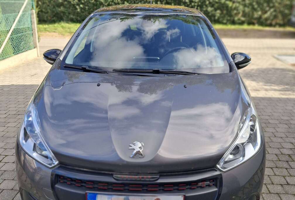 Peugeot 208 1.2 PureTech GT Line S