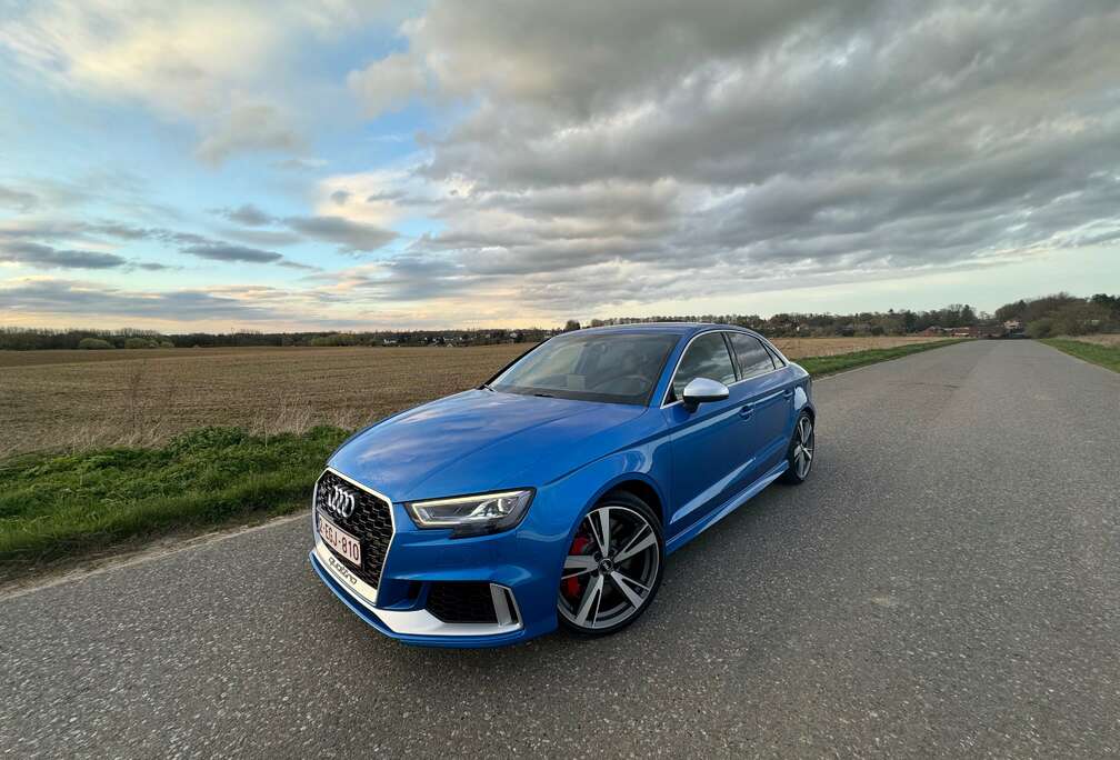 Audi 2.5 TFSI Quattro S tronic