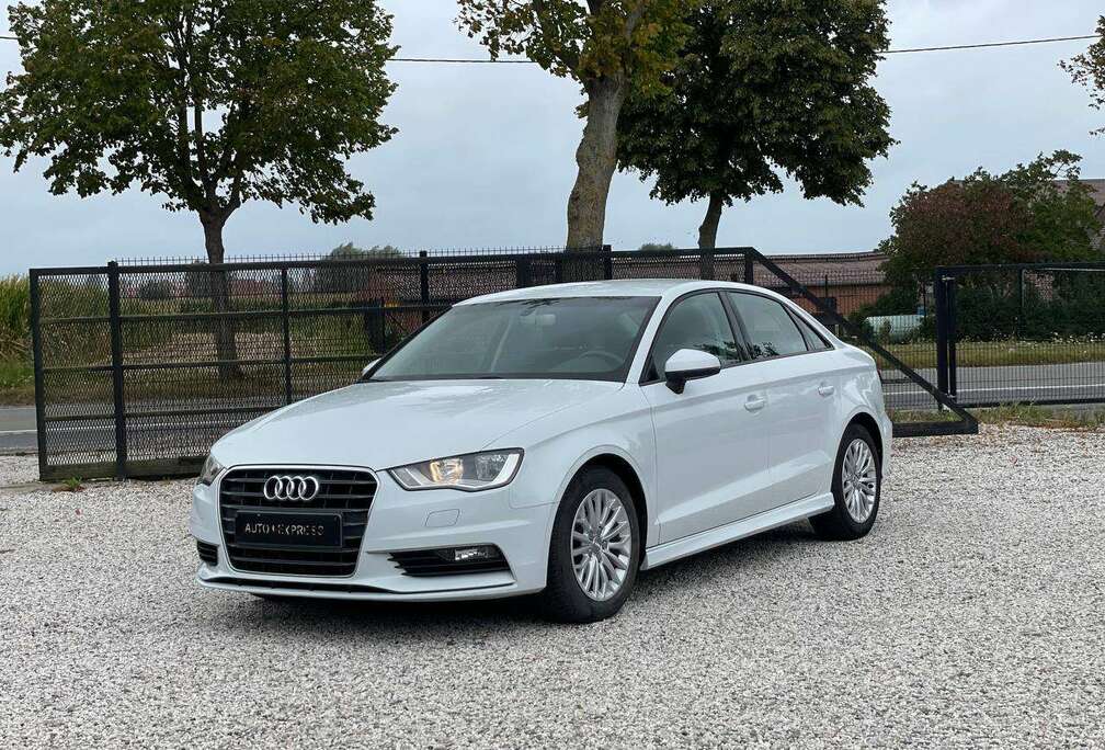 Audi A3 1.6TDI Limousine/Navi/Cruise/Eur6b/Garantie/***