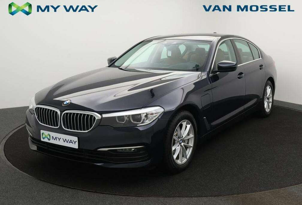 BMW 530eA PHEV Performance 292PK *FULL LED*BRUIN LEDER*NAVI*APP CONNECT*360 CAMERA*BLTH*CRUISE*SFEERVERLICHTING*...