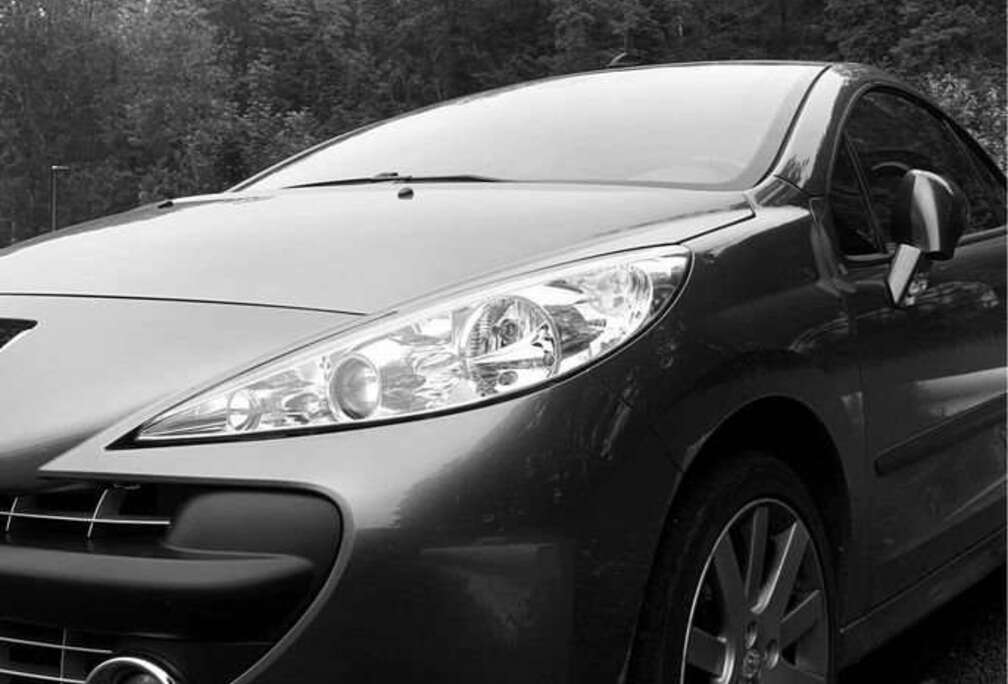 Peugeot 207 CC 1.6i 16v Pack