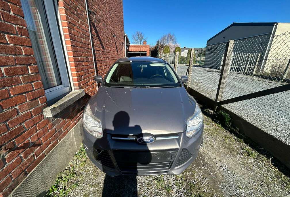 Ford 1.6i Ti-VCT Trend