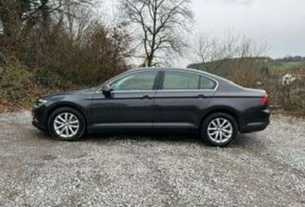 Volkswagen Passat 1.6 CR TDi Comfortline