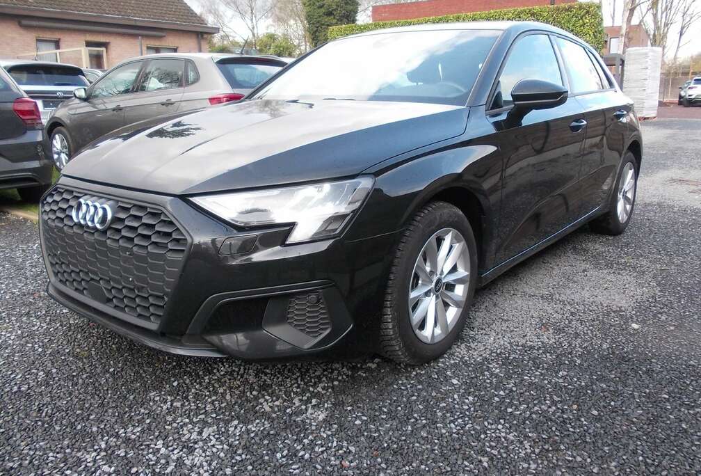 Audi A3 Sportback 30 TFSI 110PK  NAVI-APP CONN-LED-DAB-