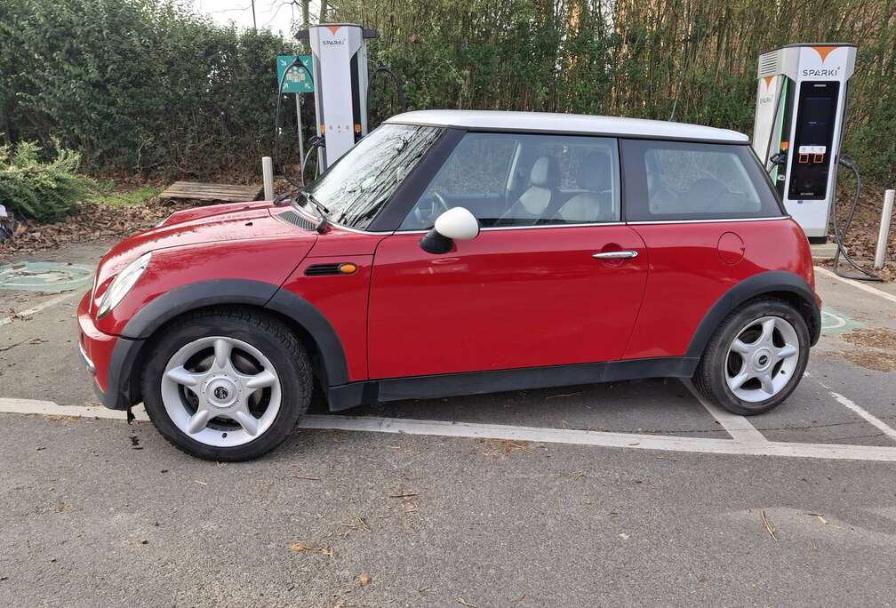 MINI Mini 1.6i 16v Cooper