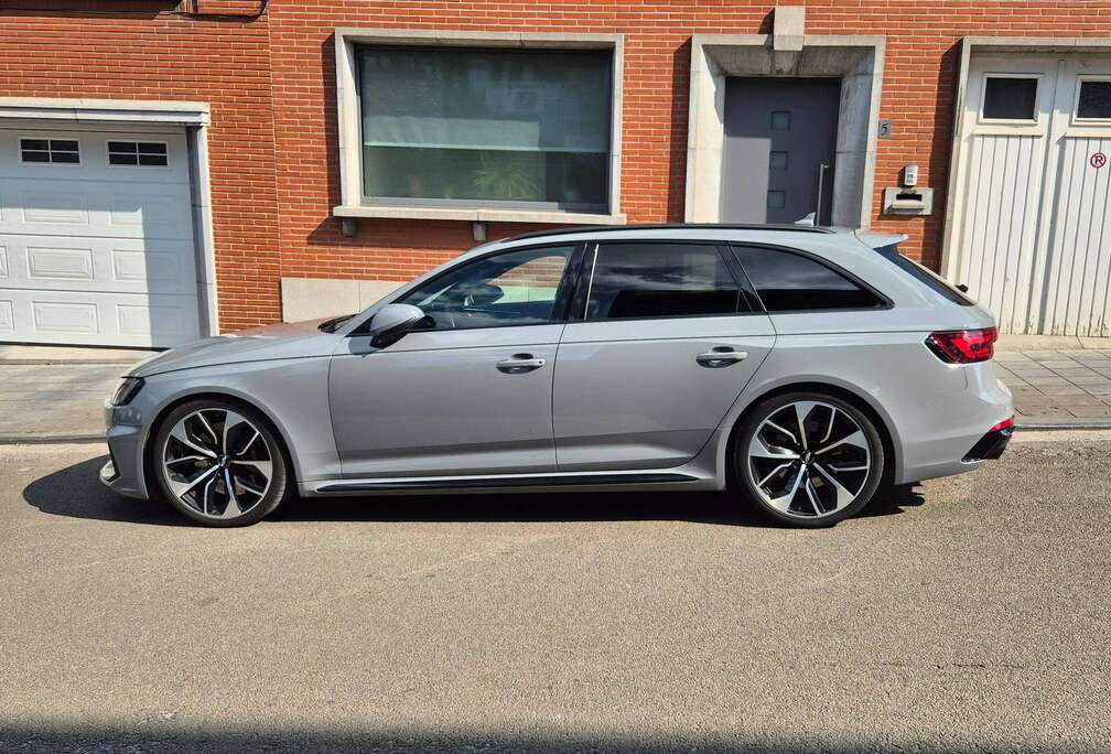 Audi RS4 Avant 2.9 V6 TFSI Quattro Tiptronic