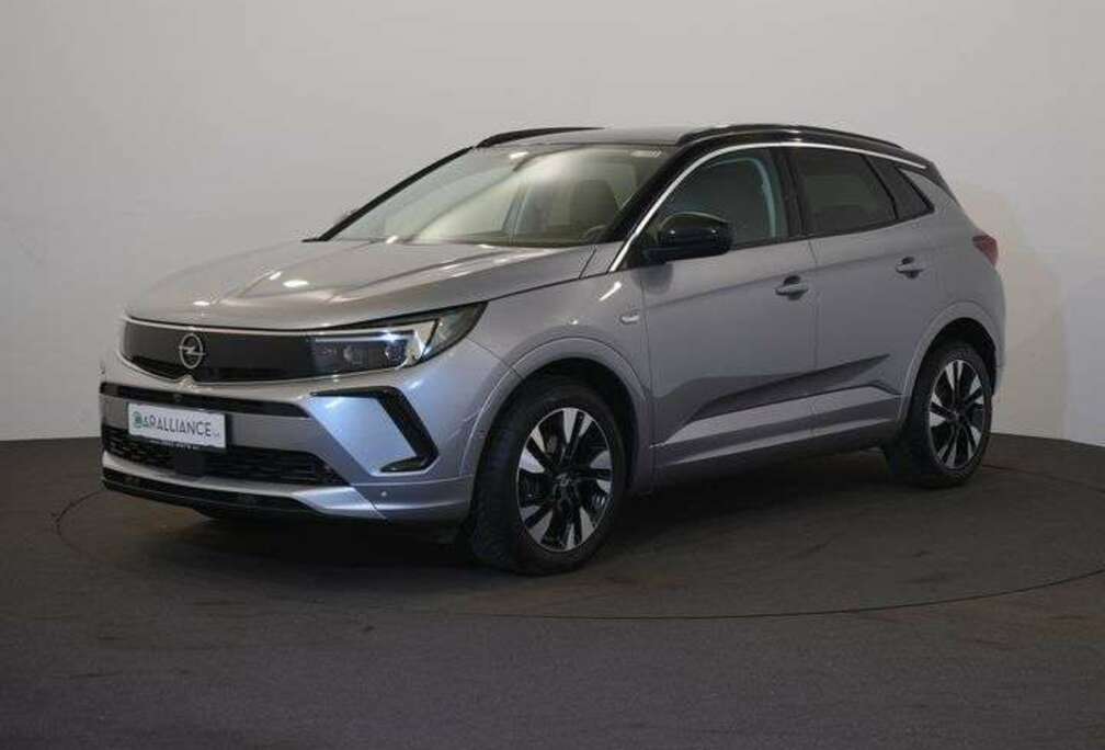 Opel Innovation 1.5 |SiegesCuirElec|CarplayAndroid|Caméra|JtsAlu17\