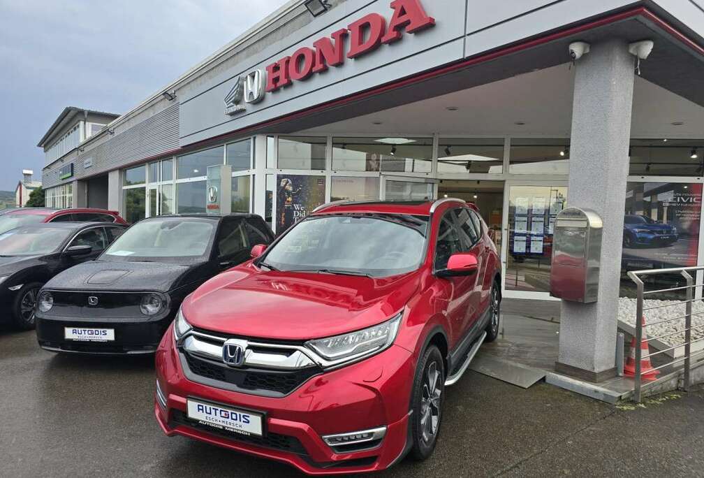 Honda 2.0 HYBRID 4WD AT EXECUTIVE NAVI AERO-PACK