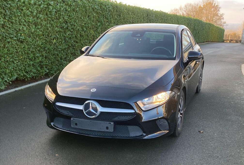 Mercedes-Benz 6/2020   1400 BENZINE