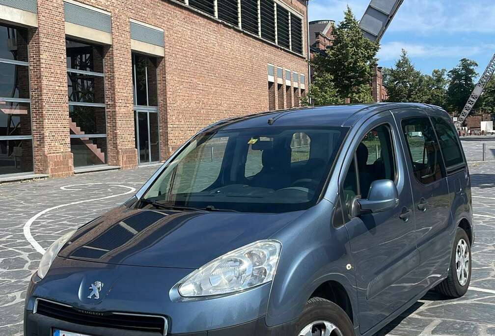 Peugeot Tepee 1.6 benzine euro5 airco
