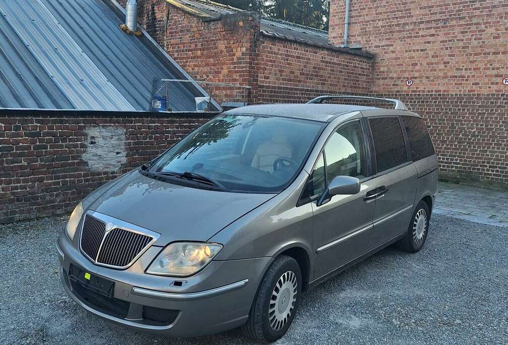 Lancia 2.0 Multijet 16v Oro 6pl. FAP