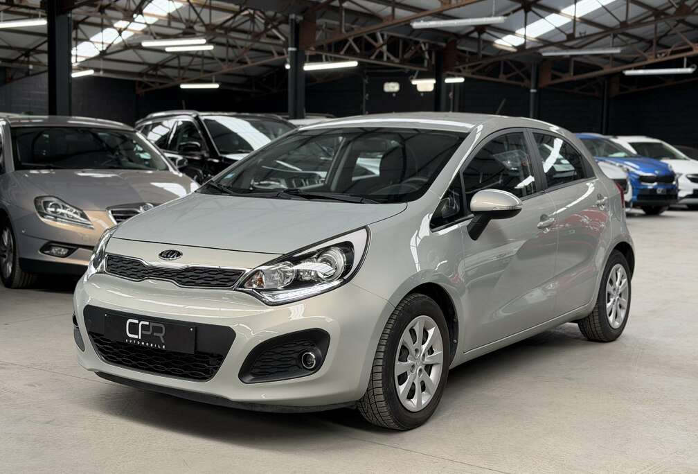 Kia 1.1 CRDi * 1e PR * CRUISE * RADAR * CLIM * BLUETOO