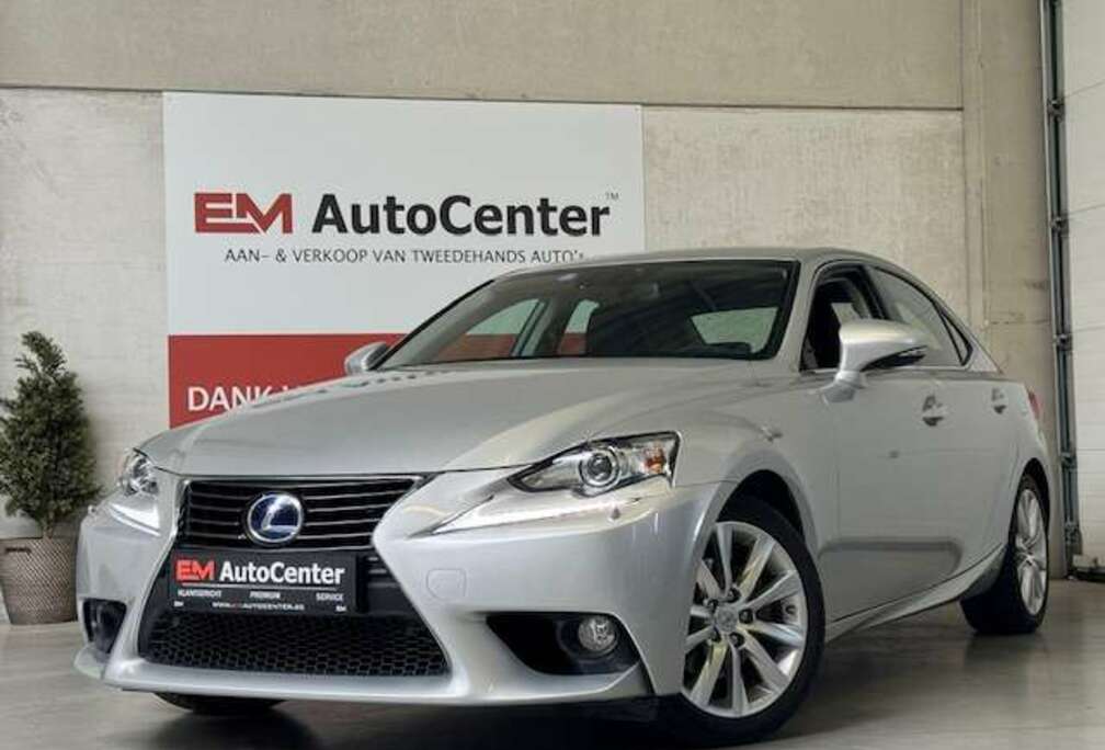 Lexus IS 300h 2.5i Executive Line E-CVT Hybrid Leder, Camera, Cruise, Keyless,Xenon,...