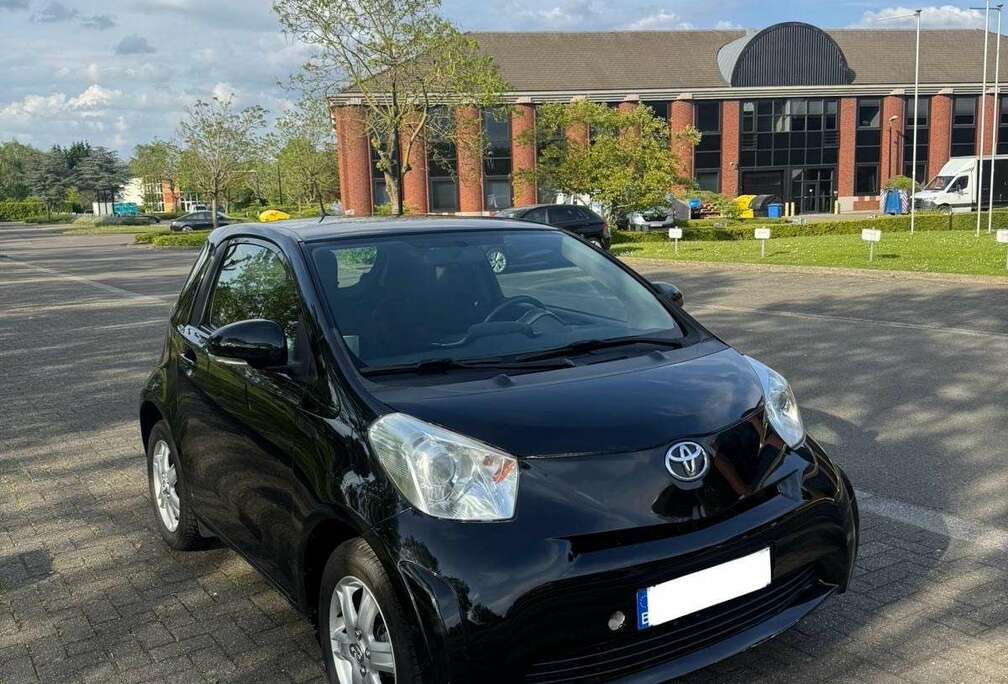 Toyota 1.0i VVT-i Luna