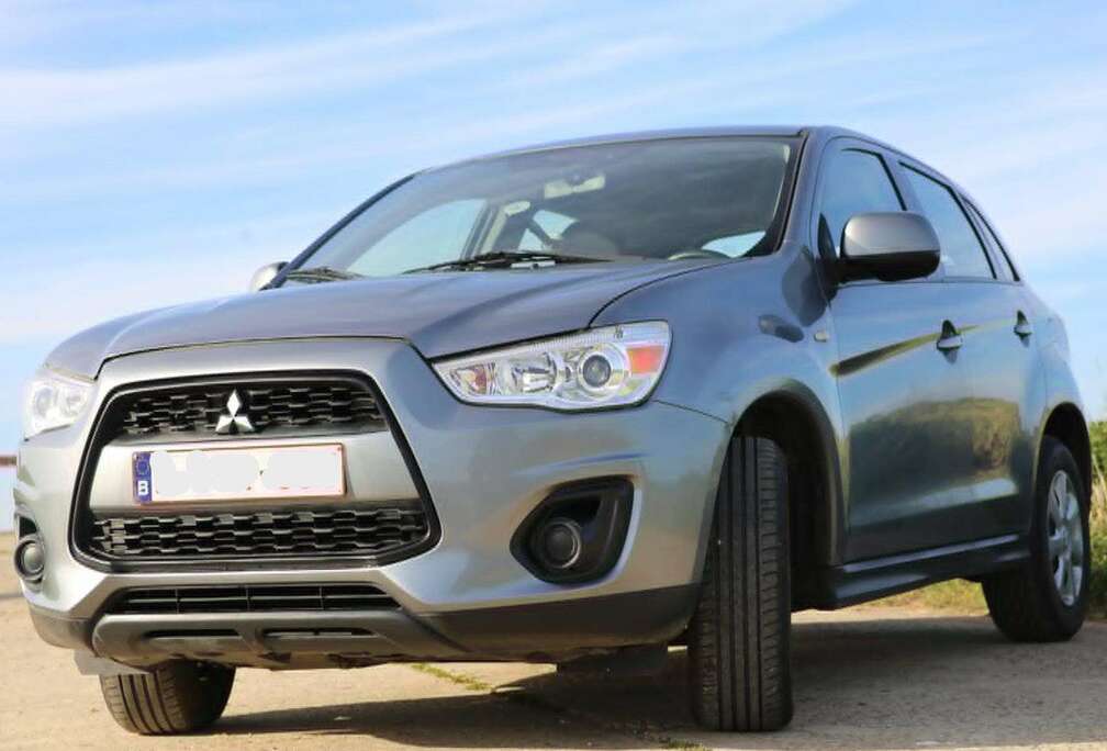 Mitsubishi ASX 1.6i 2WD Touch Edition