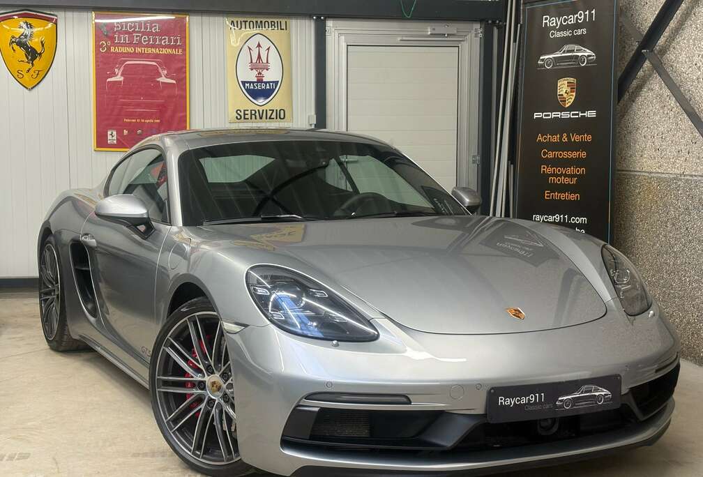 Porsche 718 Cayman GTS *4.0*