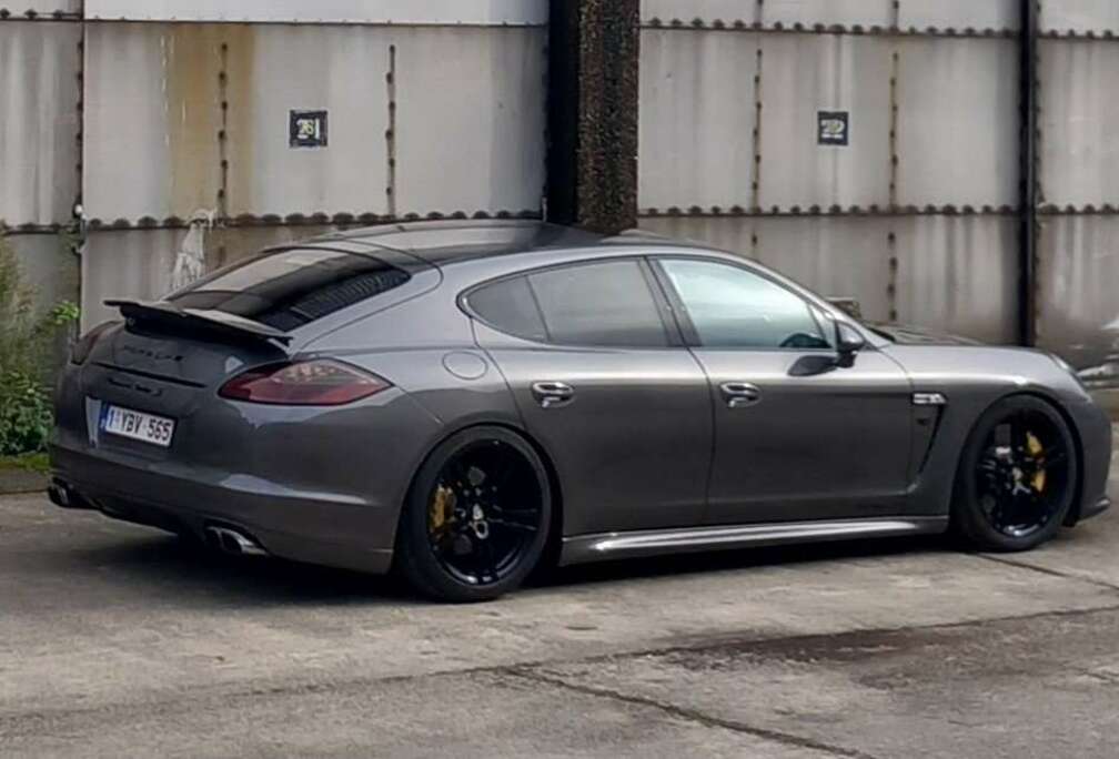 Porsche Panamera Turbo S PDK Lichte vracht